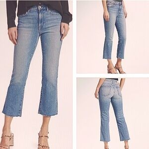 TRAVE BRAND Distressed fabulous fit 31 Colette kick Flare style jeans love these